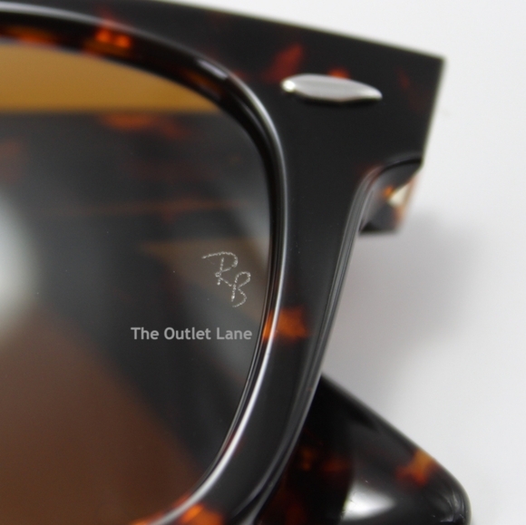 Model Display Ray-Ban Wayfarer Tortoise Brown RB2140 - Picture 11 of 16